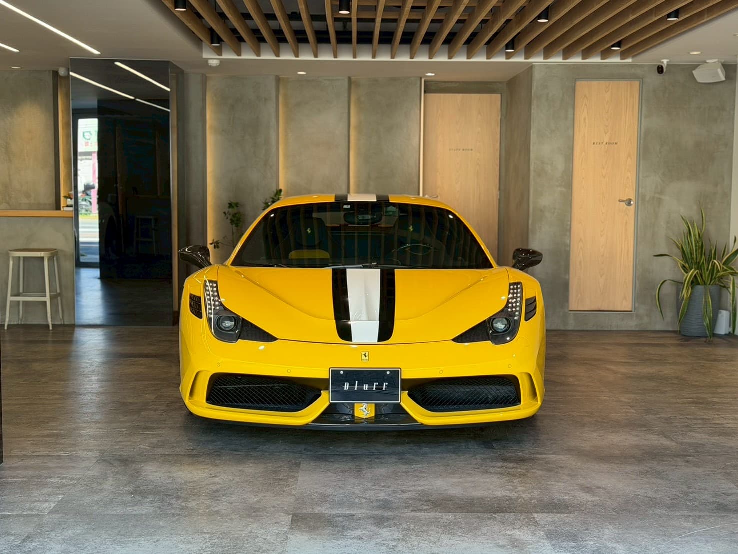 フェラーリ458スペチアーレ